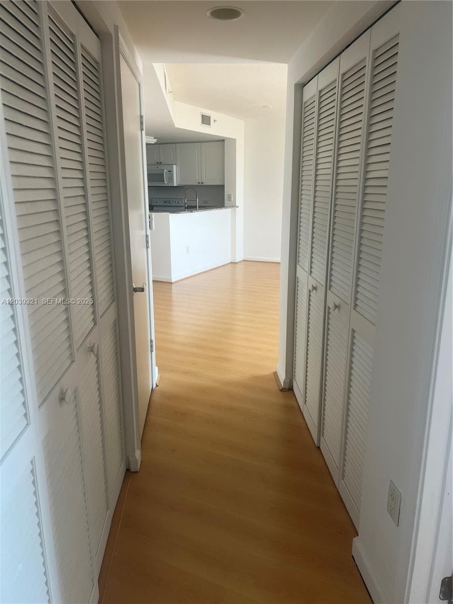 TURNBERRY ON THE GREEN CO · #611 in Aventura - Photo 14