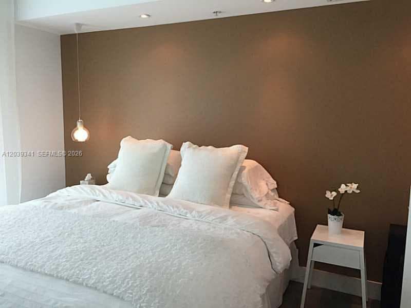 Bedroom Master