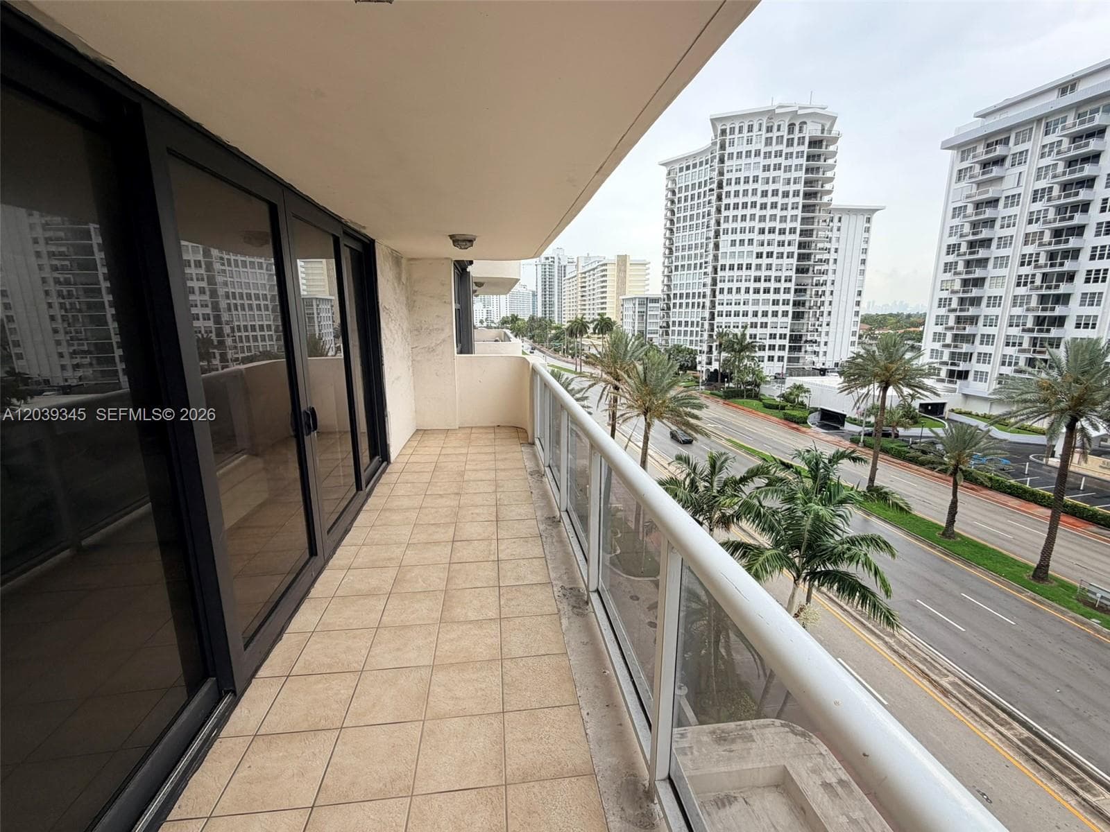 LEXCELLENCE CONDO · #702 in Miami Beach - Photo 27