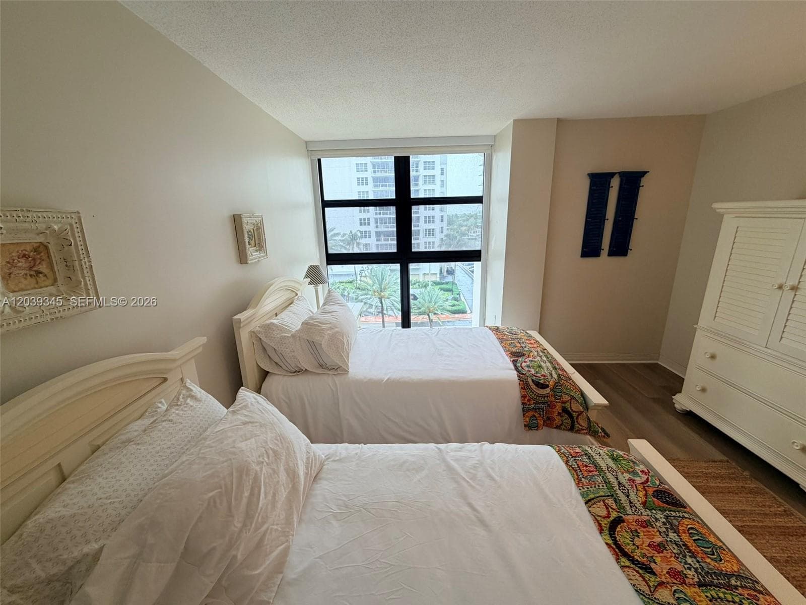 LEXCELLENCE CONDO · #702 in Miami Beach - Photo 43
