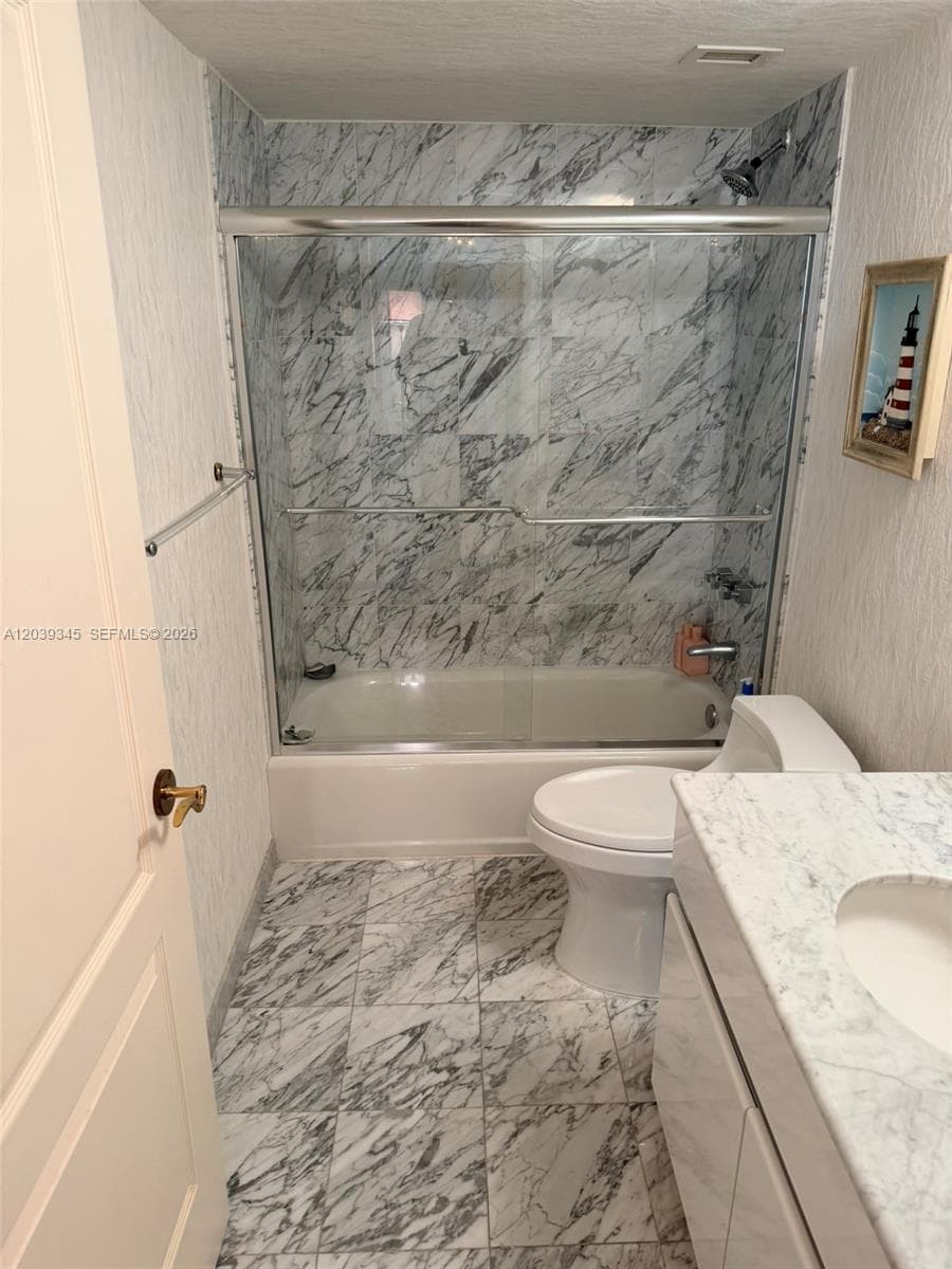 LEXCELLENCE CONDO · #702 in Miami Beach - Photo 41