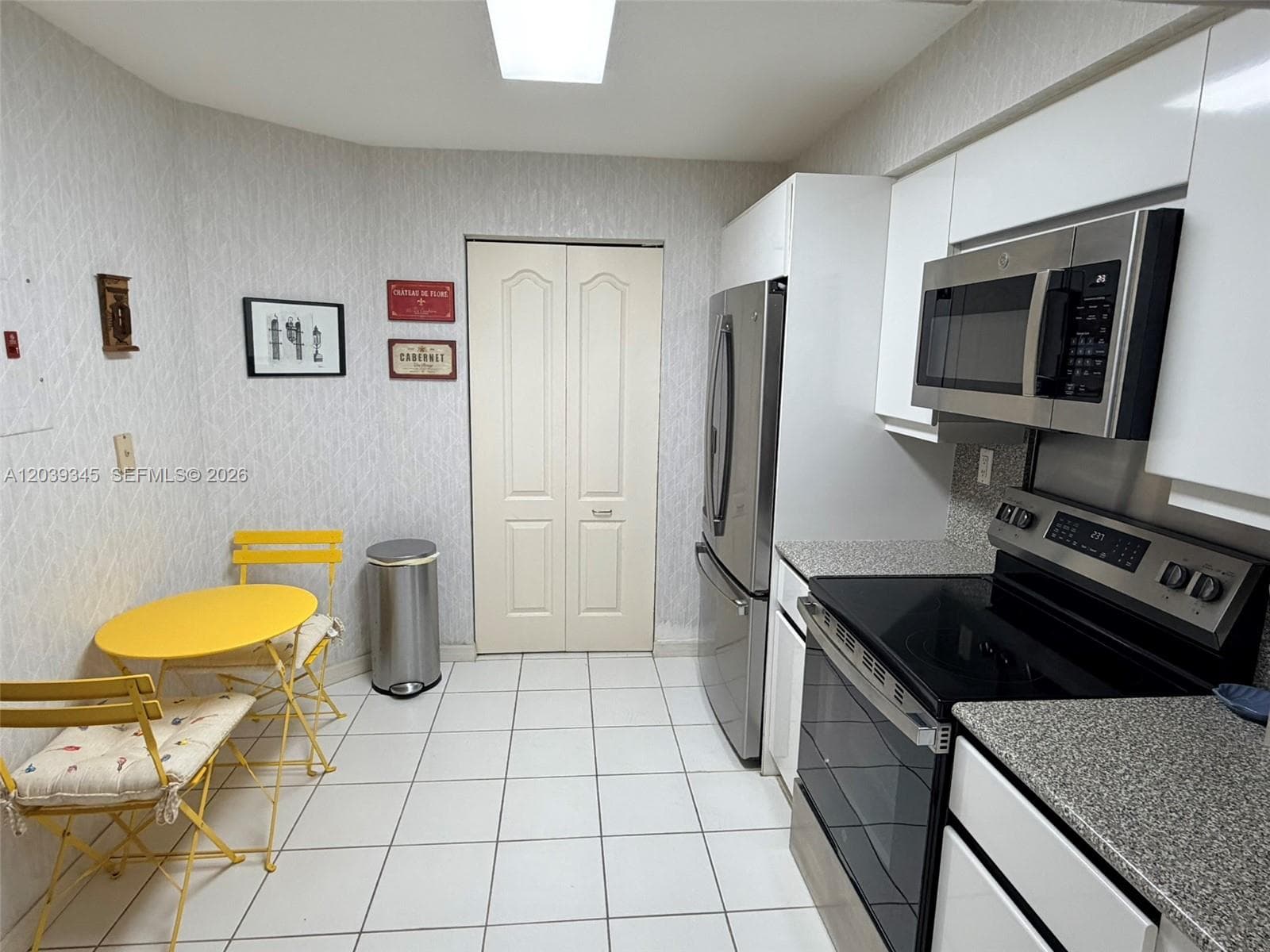 LEXCELLENCE CONDO · #702 in Miami Beach - Photo 35