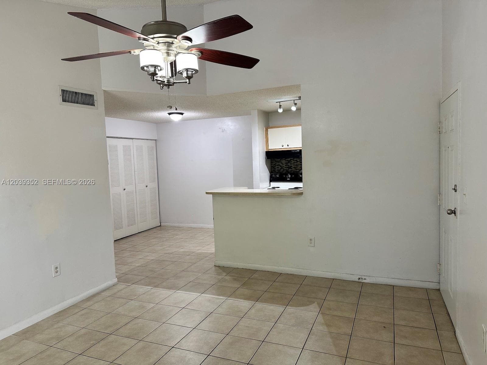 Villa Bellini · #311 in Hialeah - Photo 7