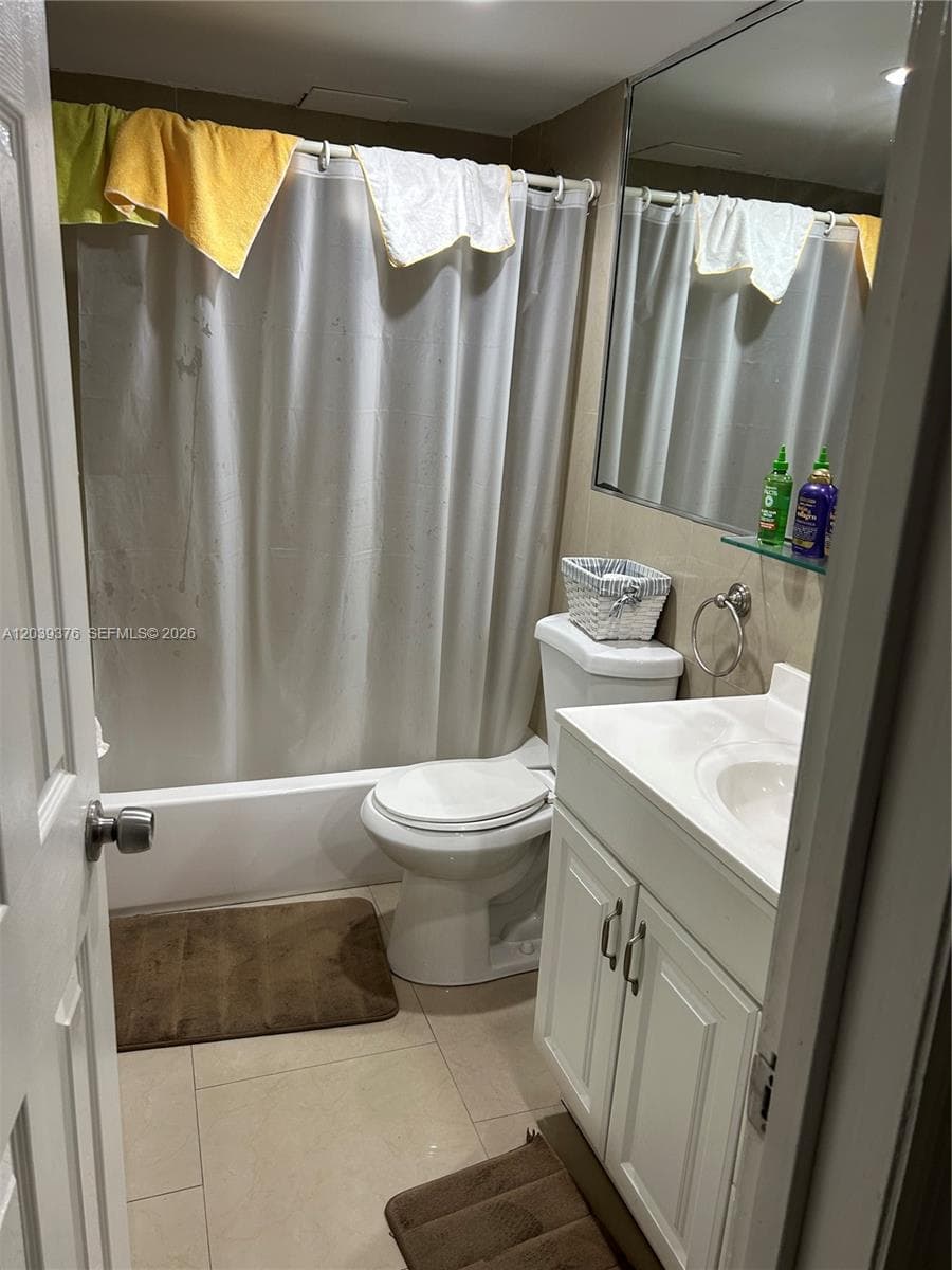 SUTTON HOUSE CONDO · #21 in North Miami - Photo 13