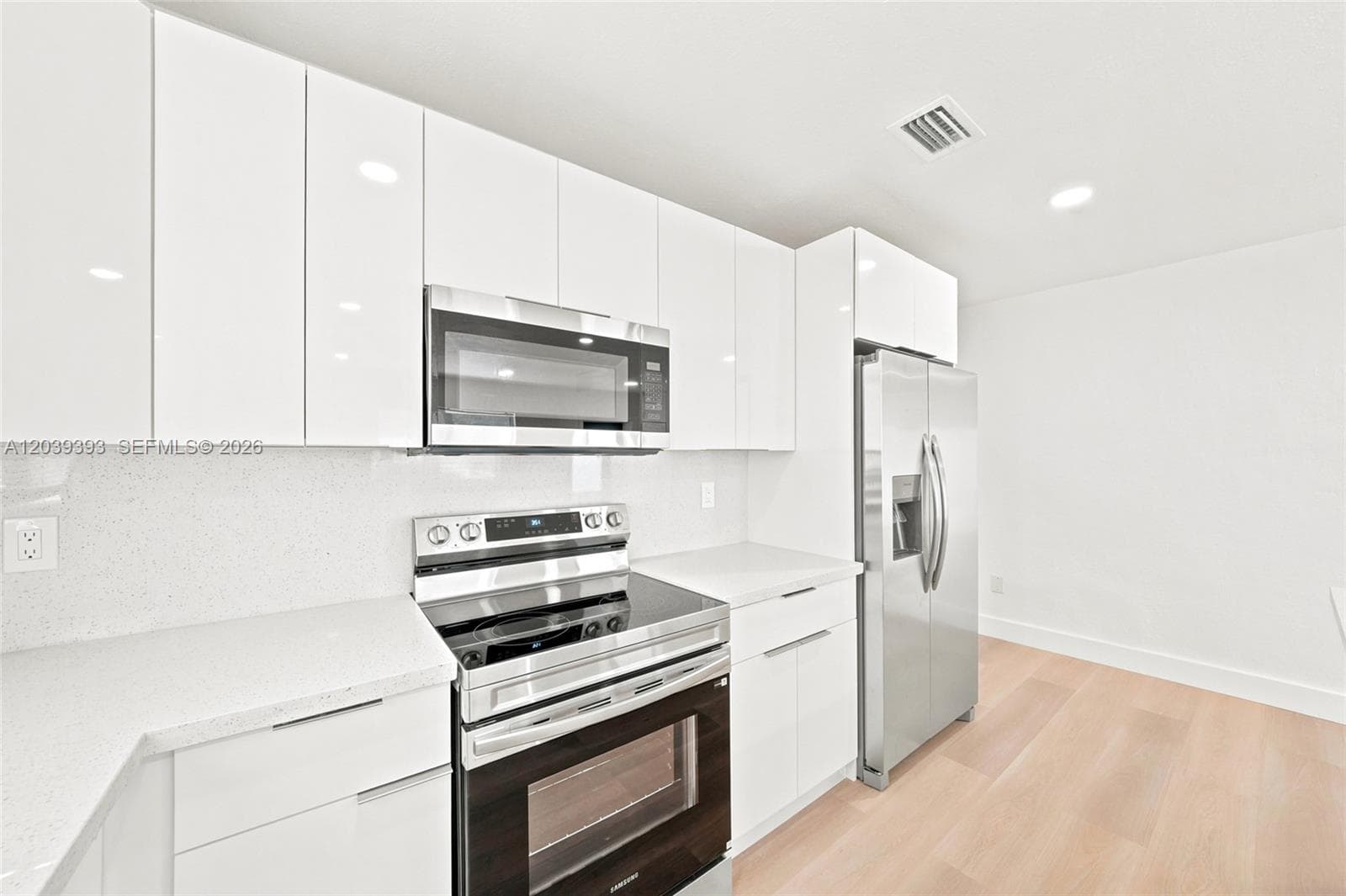 1491 NW 55th Ter photo 6