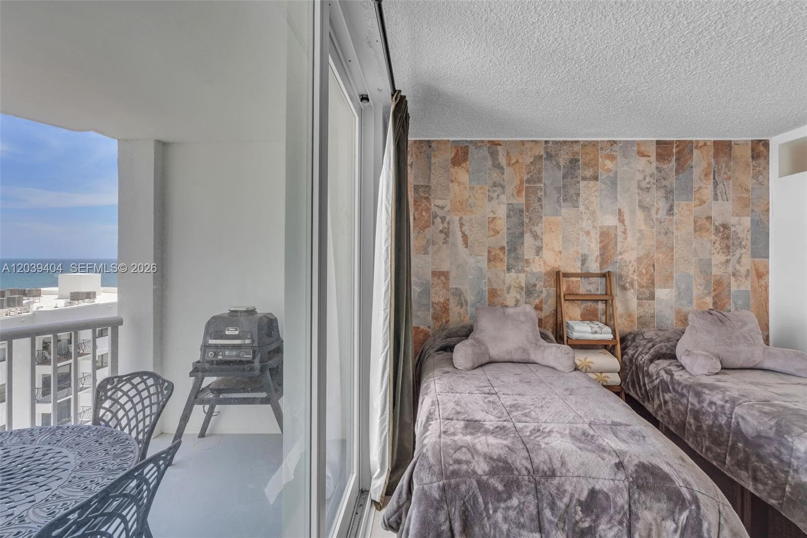 THE CARRIAGE HOUSE CONDO · #813 in Miami Beach - Photo 12