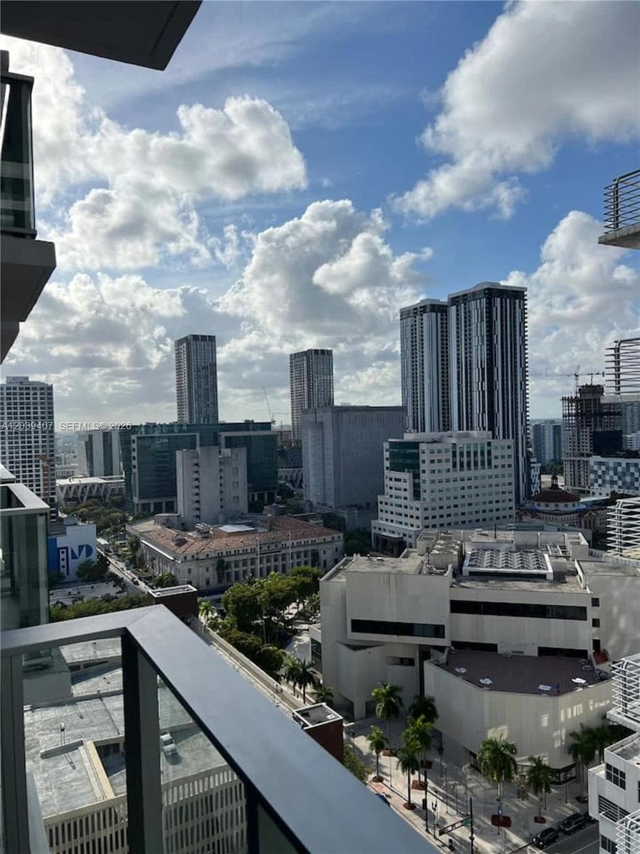 YotelPad Miami · #2308 in Miami - Photo 13