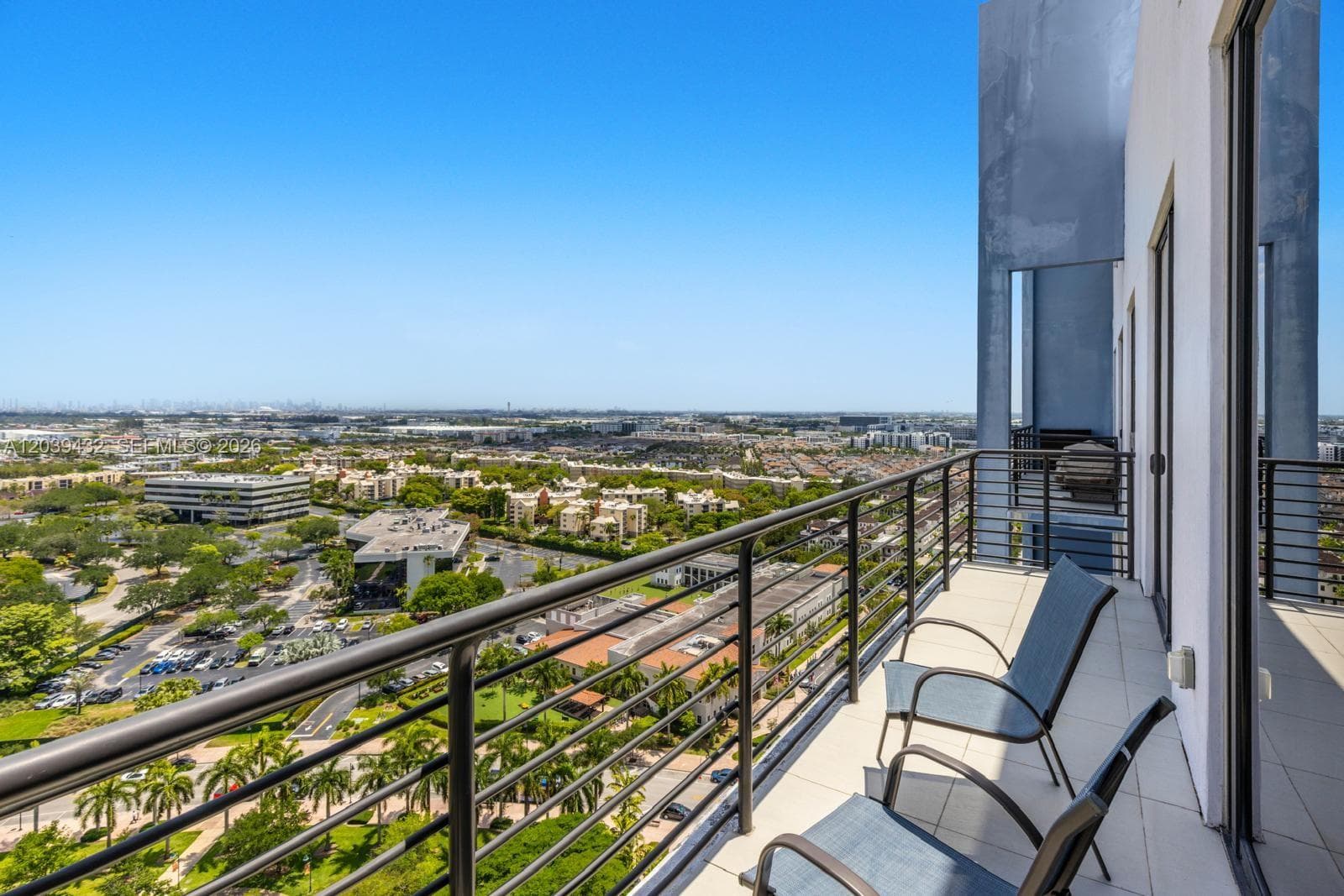 5350 PARK CONDO · #2007 in Doral - Photo 4