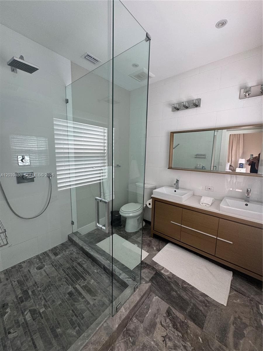 2434 SW 15th St #2434 photo 22