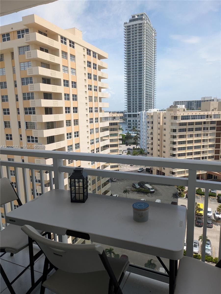 PLAZA TOWERS SOUTH CONDO · #1407 in Hallandale Beach - Photo 2