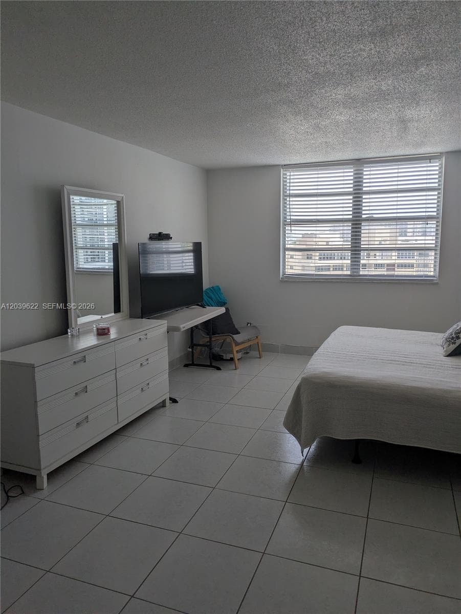 PLAZA TOWERS SOUTH CONDO · #1407 in Hallandale Beach - Photo 11