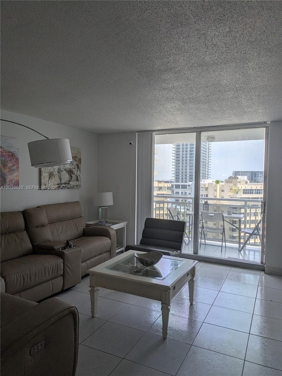 PLAZA TOWERS SOUTH CONDO · #1407 in Hallandale Beach - Photo 4