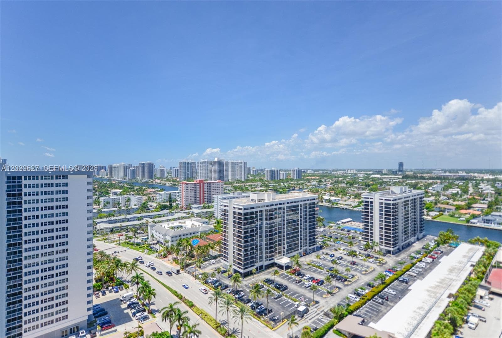 HEMISPHERES CONDO · #PHL in Hallandale Beach - Photo 1