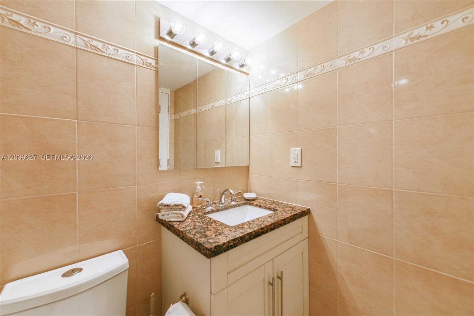 HEMISPHERES CONDO · #PHL in Hallandale Beach - Photo 11