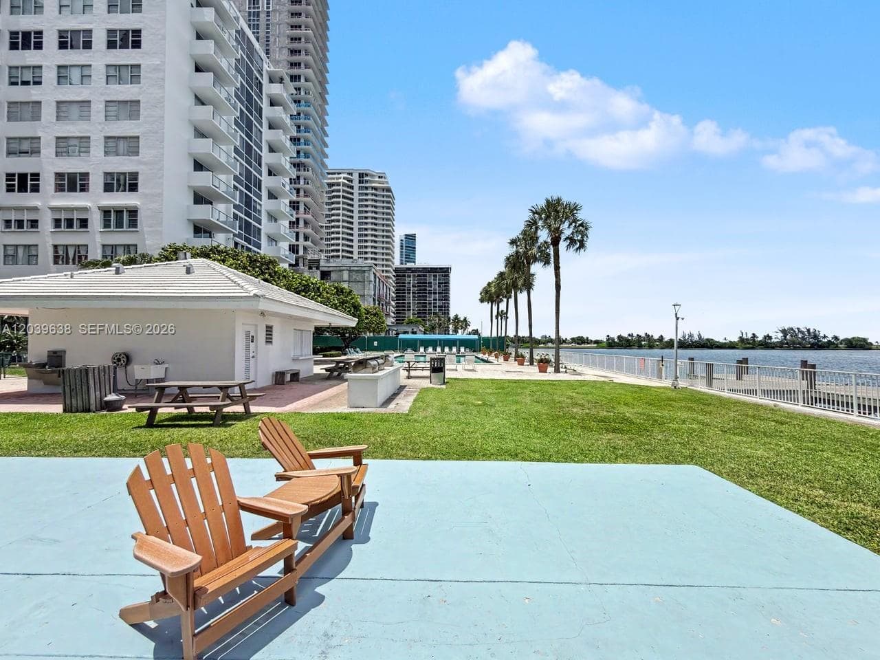 BAY PARK TOWERS CONDO · #307 in Miami - Photo 17