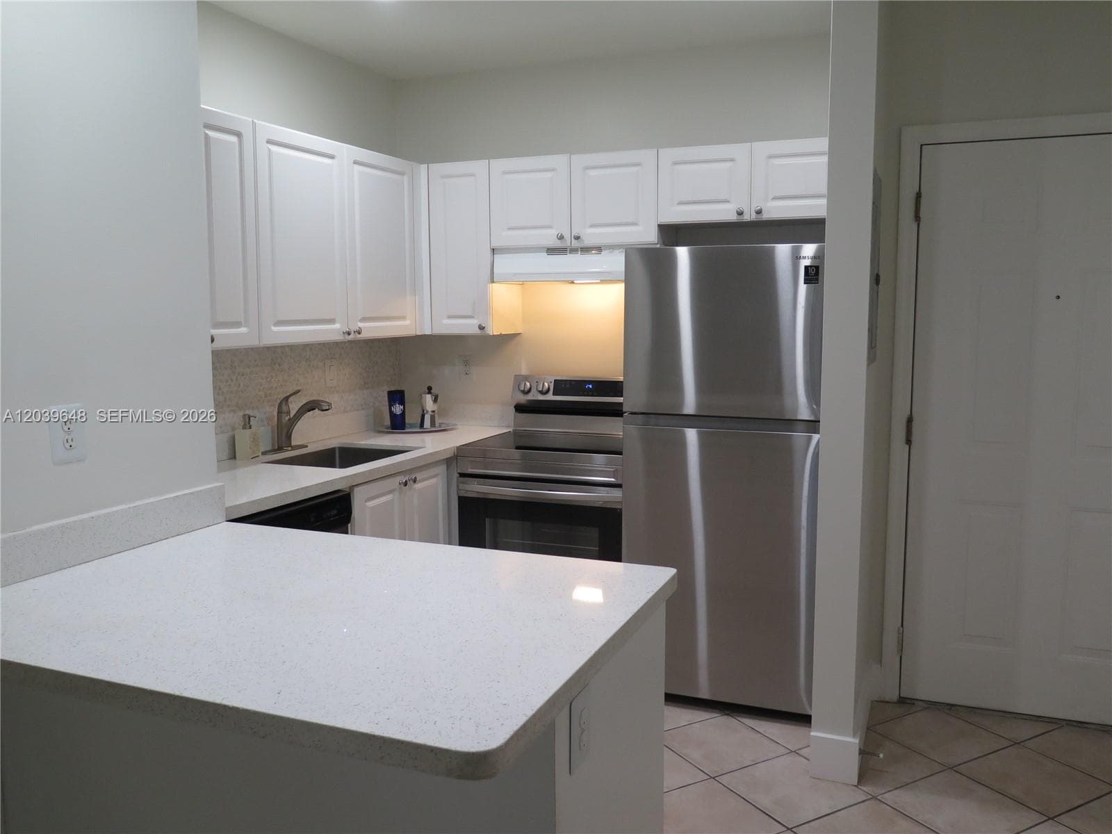 BRICKELL TERRACE CONDO · #101 in Miami - Photo 2