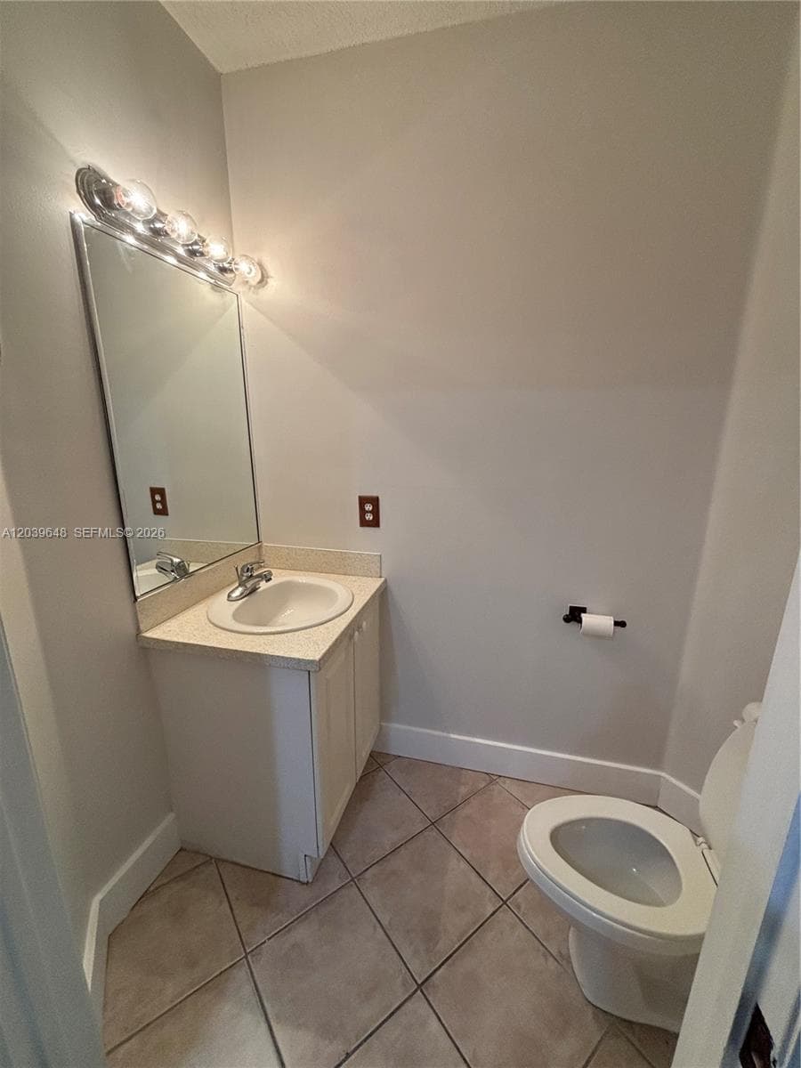 BRICKELL TERRACE CONDO · #101 in Miami - Photo 11