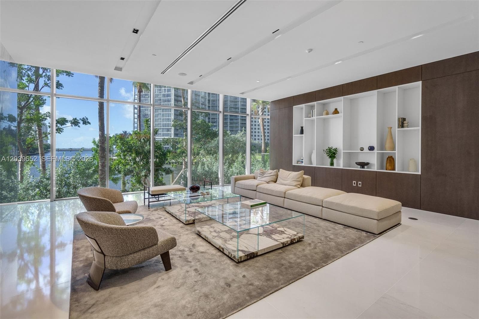 Aston Martin Residences · #4008 in Miami - Photo 13