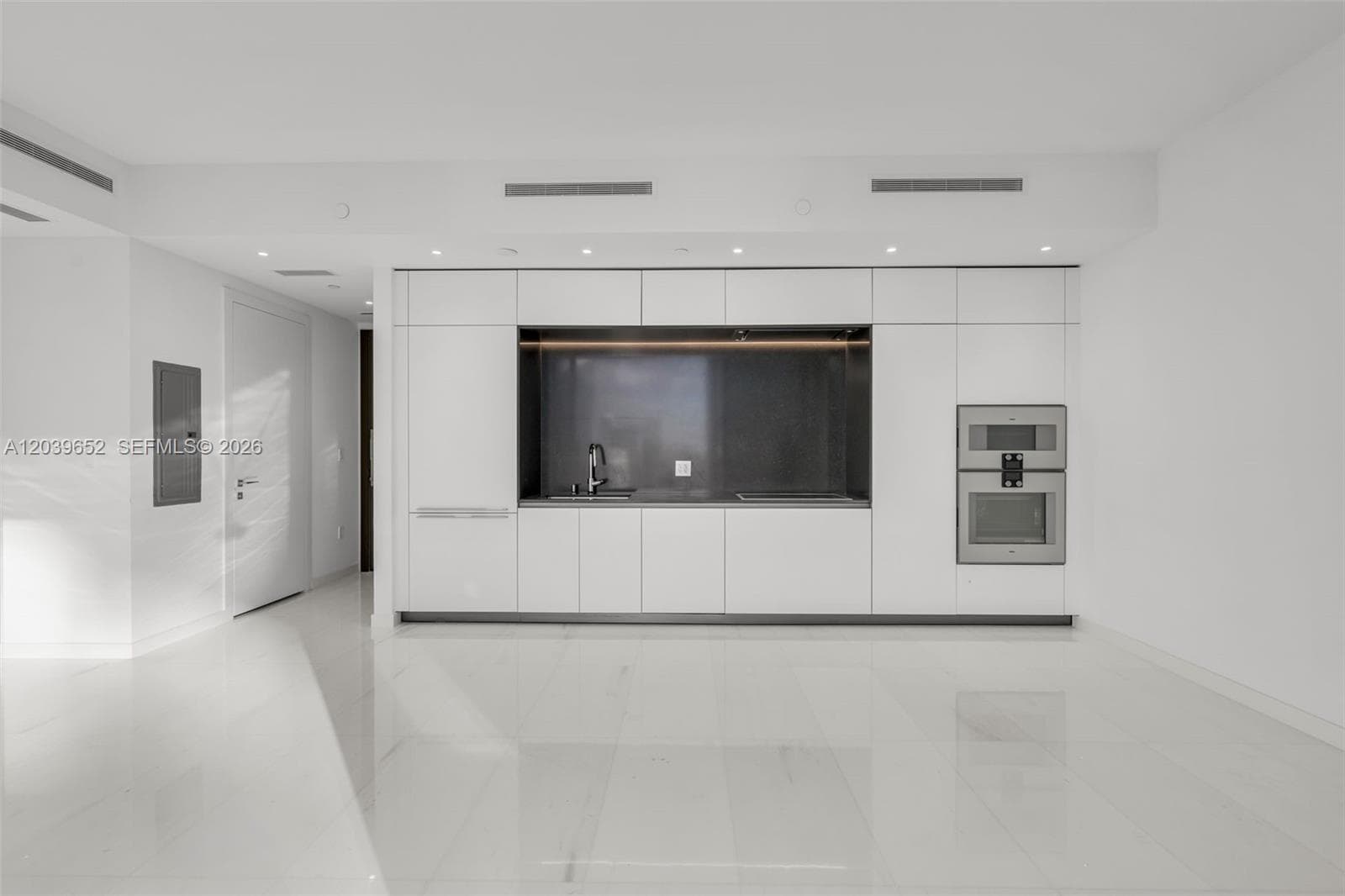 Aston Martin Residences · #4008 in Miami - Photo 5
