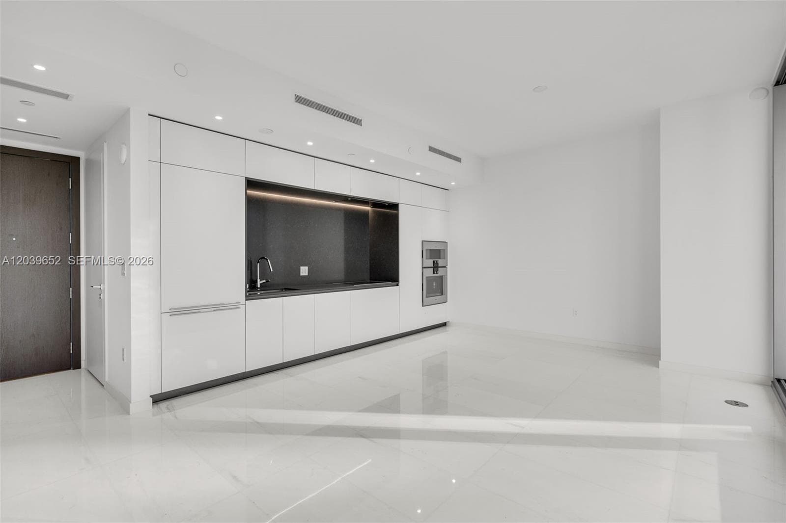 Aston Martin Residences · #4008 in Miami - Photo 4