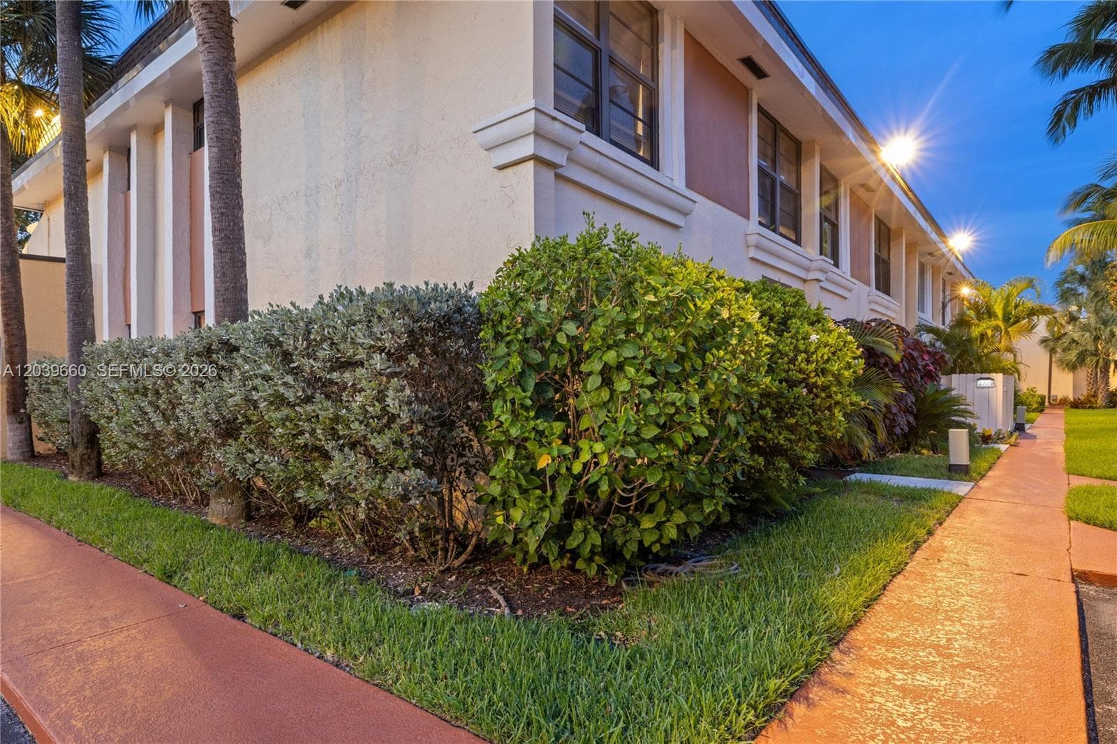 2771 NE 164th St #12 photo 42