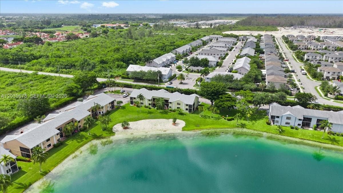 LAKESHORE CONDO 7 · #999B in Homestead - Photo 36