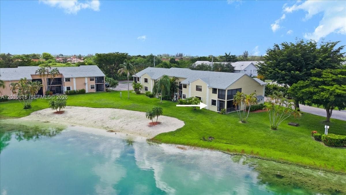 LAKESHORE CONDO 7 · #999B in Homestead - Photo 1