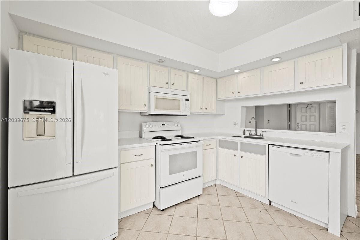 LAKESHORE CONDO 7 · #999B in Homestead - Photo 10