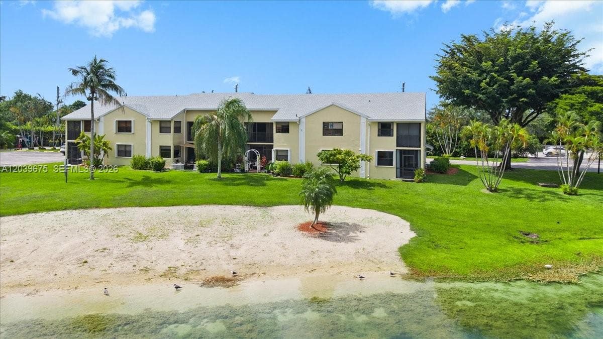 LAKESHORE CONDO 7 · #999B in Homestead - Photo 31
