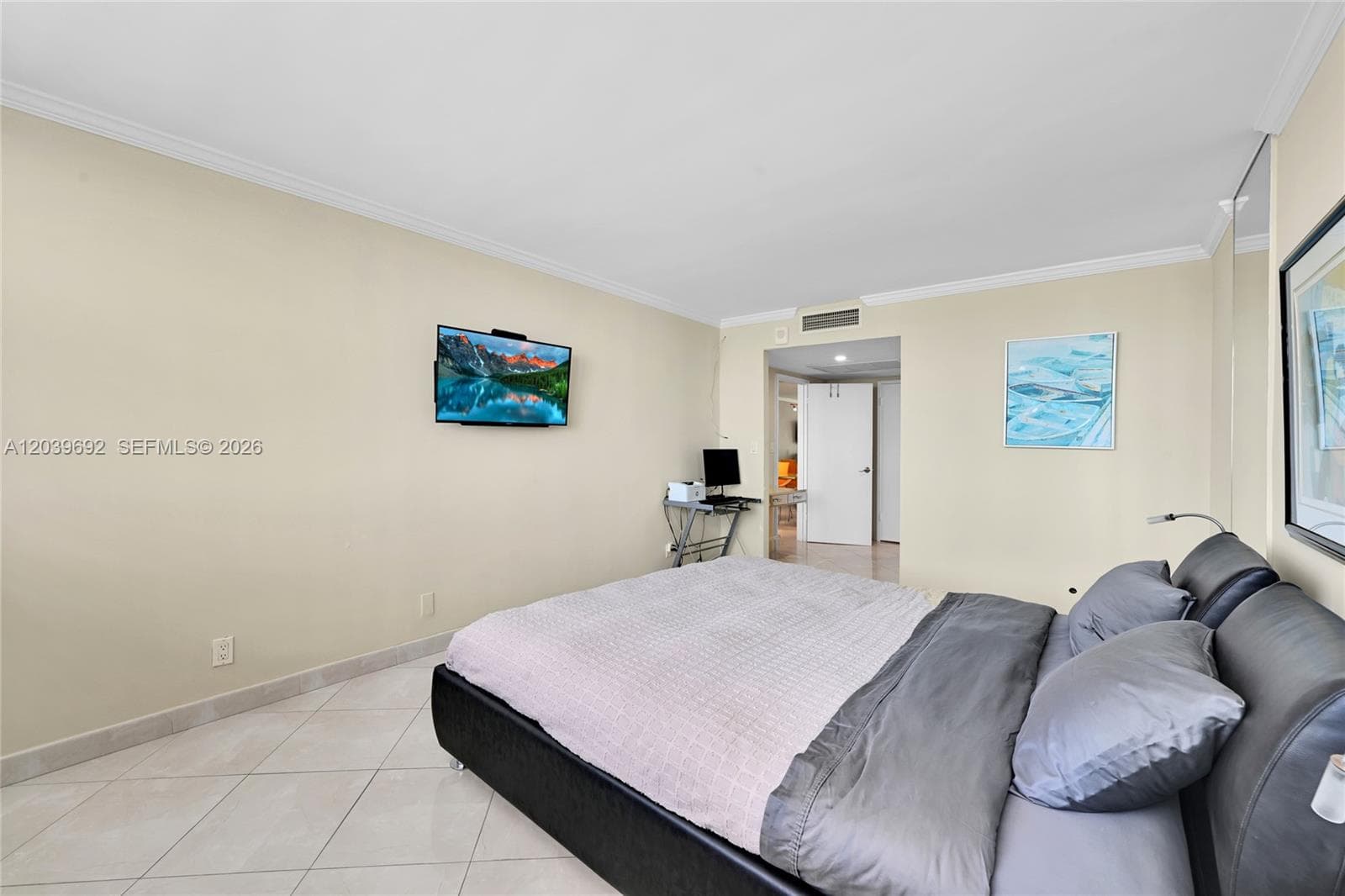 PARKER DORADO CONDO · #1610 in Hallandale Beach - Photo 23