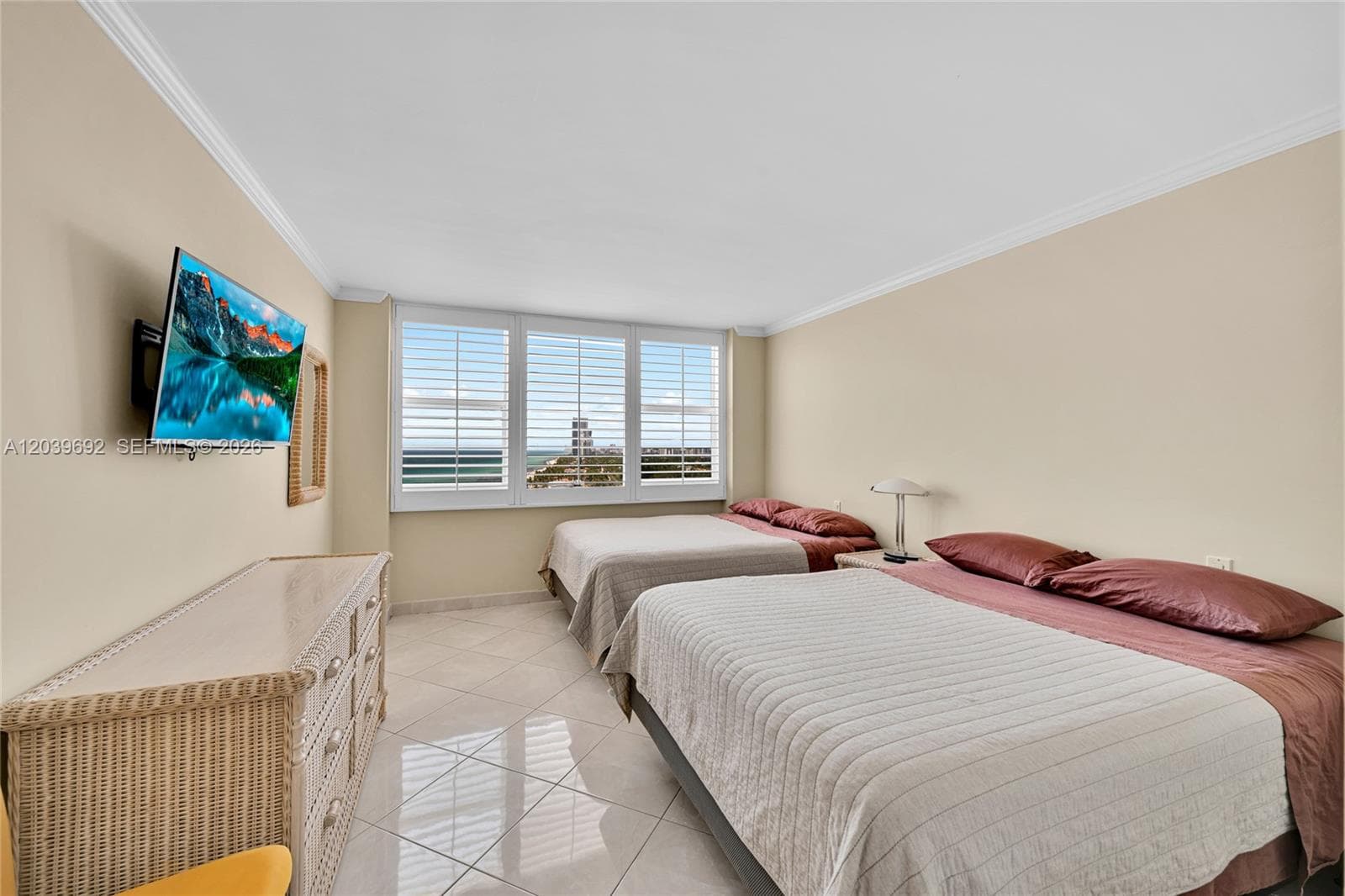 PARKER DORADO CONDO · #1610 in Hallandale Beach - Photo 17