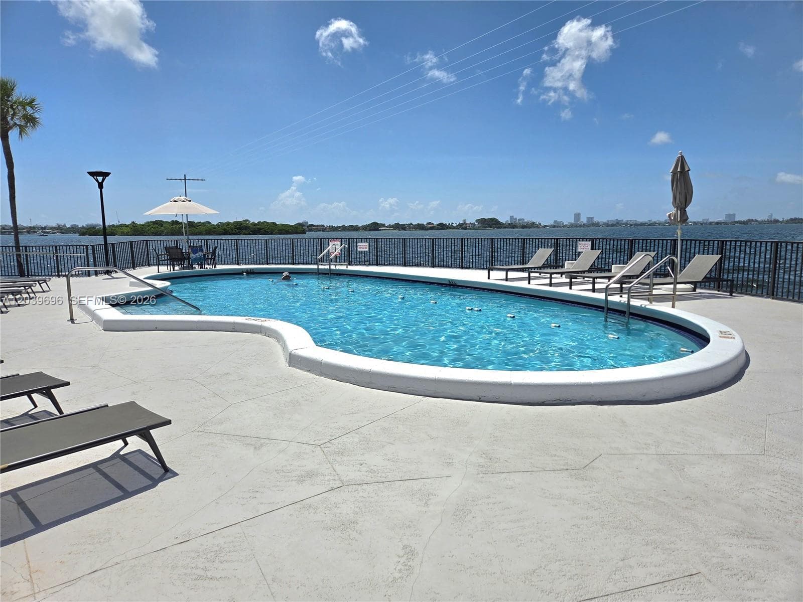 MAJORCA TOWERS CONDO · #910 in North Miami - Photo 14