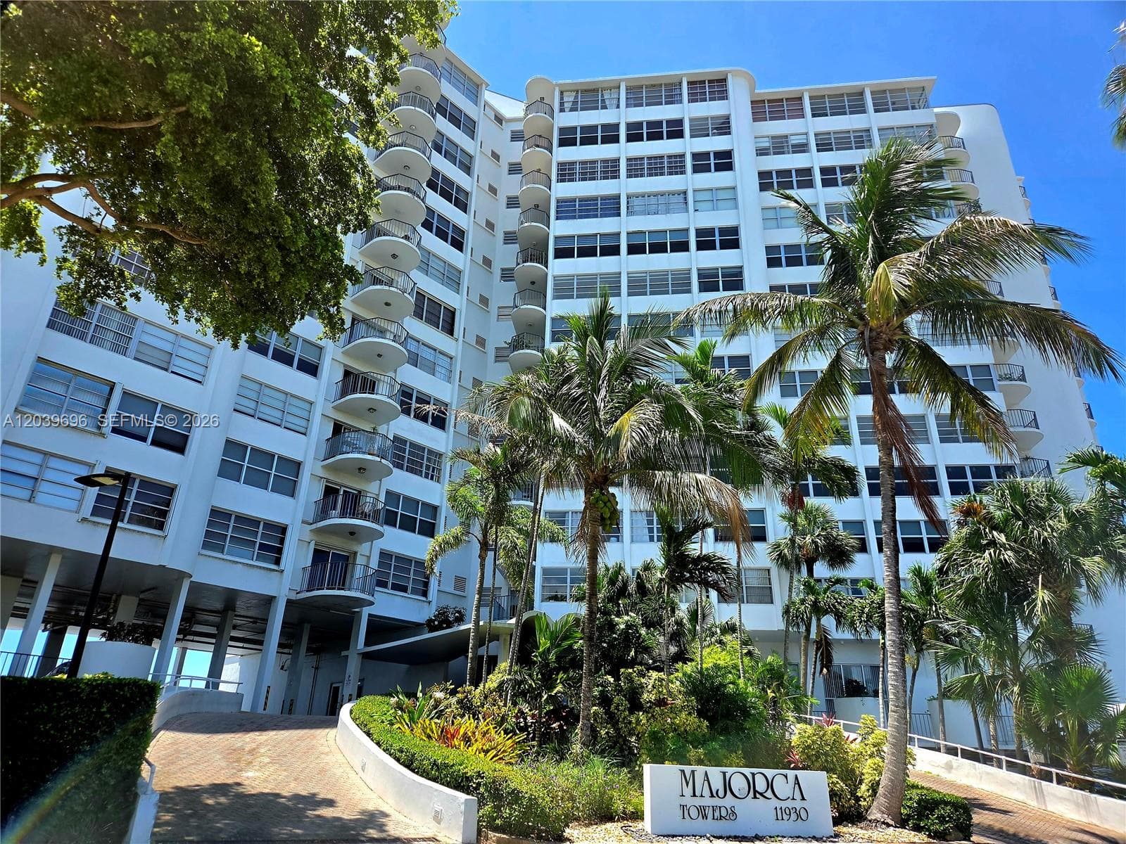 MAJORCA TOWERS CONDO · #910 in North Miami - Photo 21