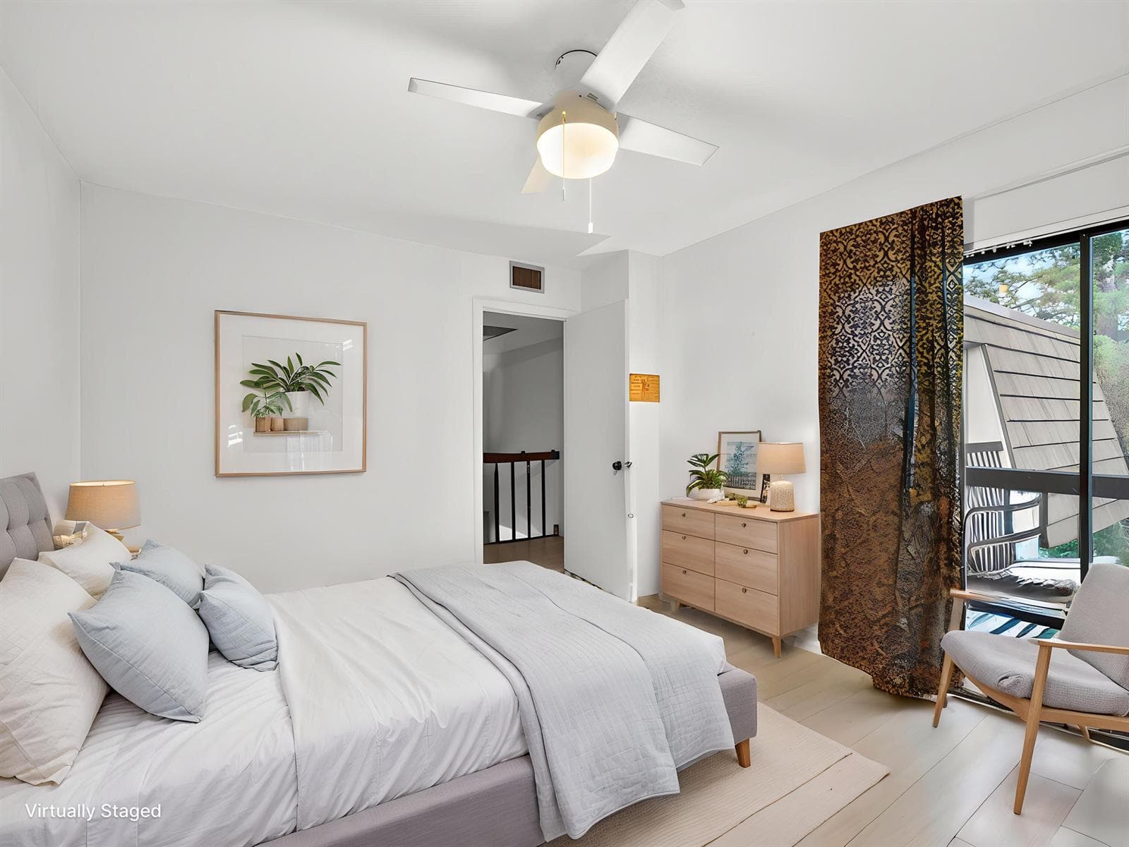 Virtually staged third bedroom