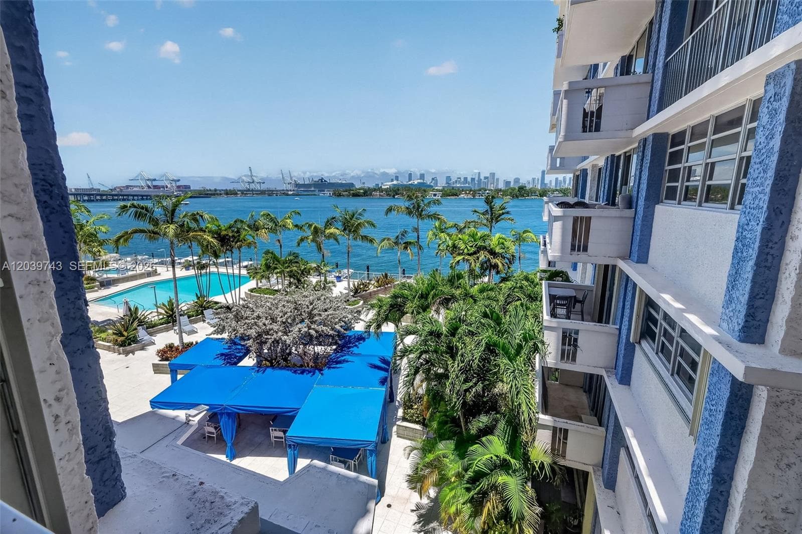 SOUTH BAY CLUB CONDO · #533 in Miami Beach - Photo 3