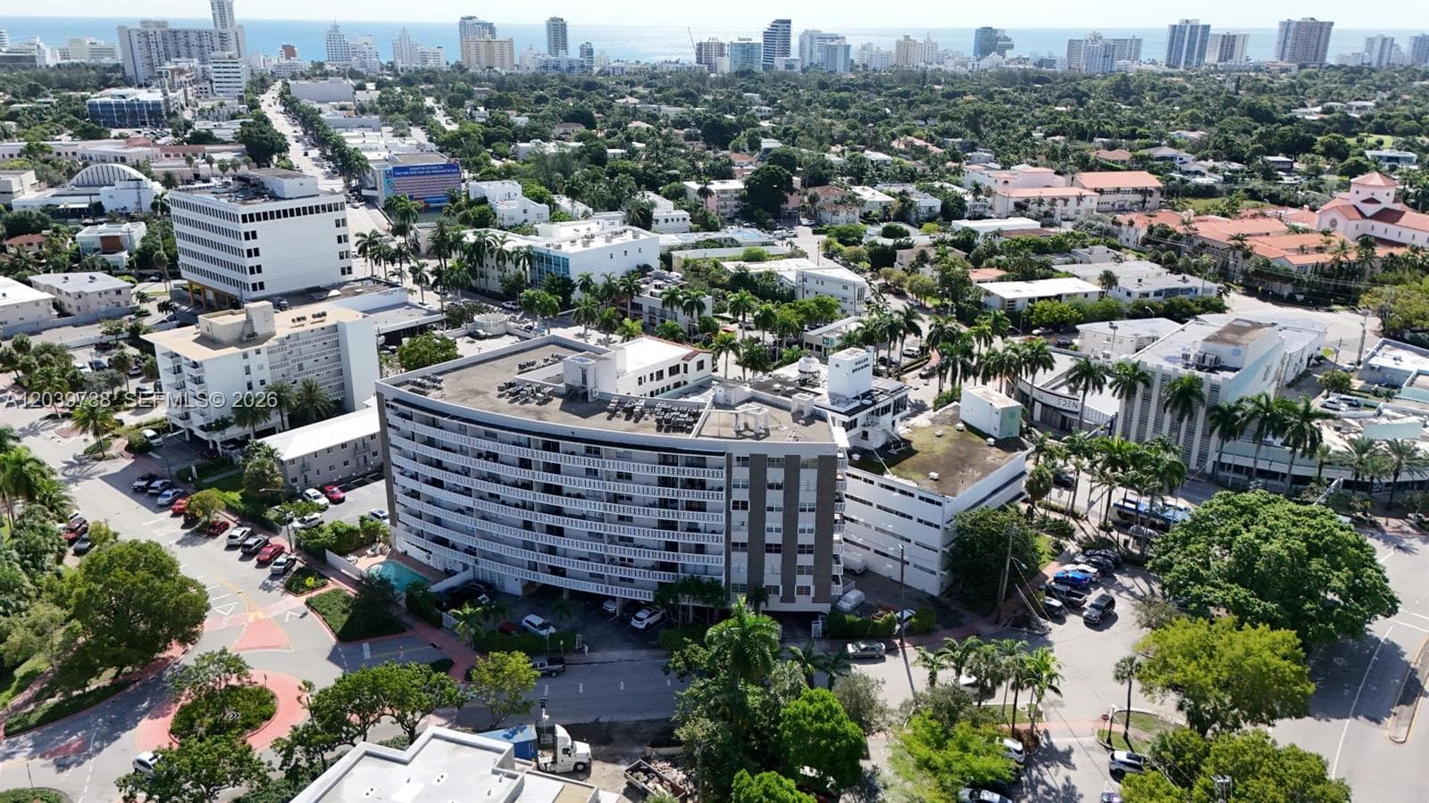 Excelsior Condominium · #7E in Miami Beach - Photo 20