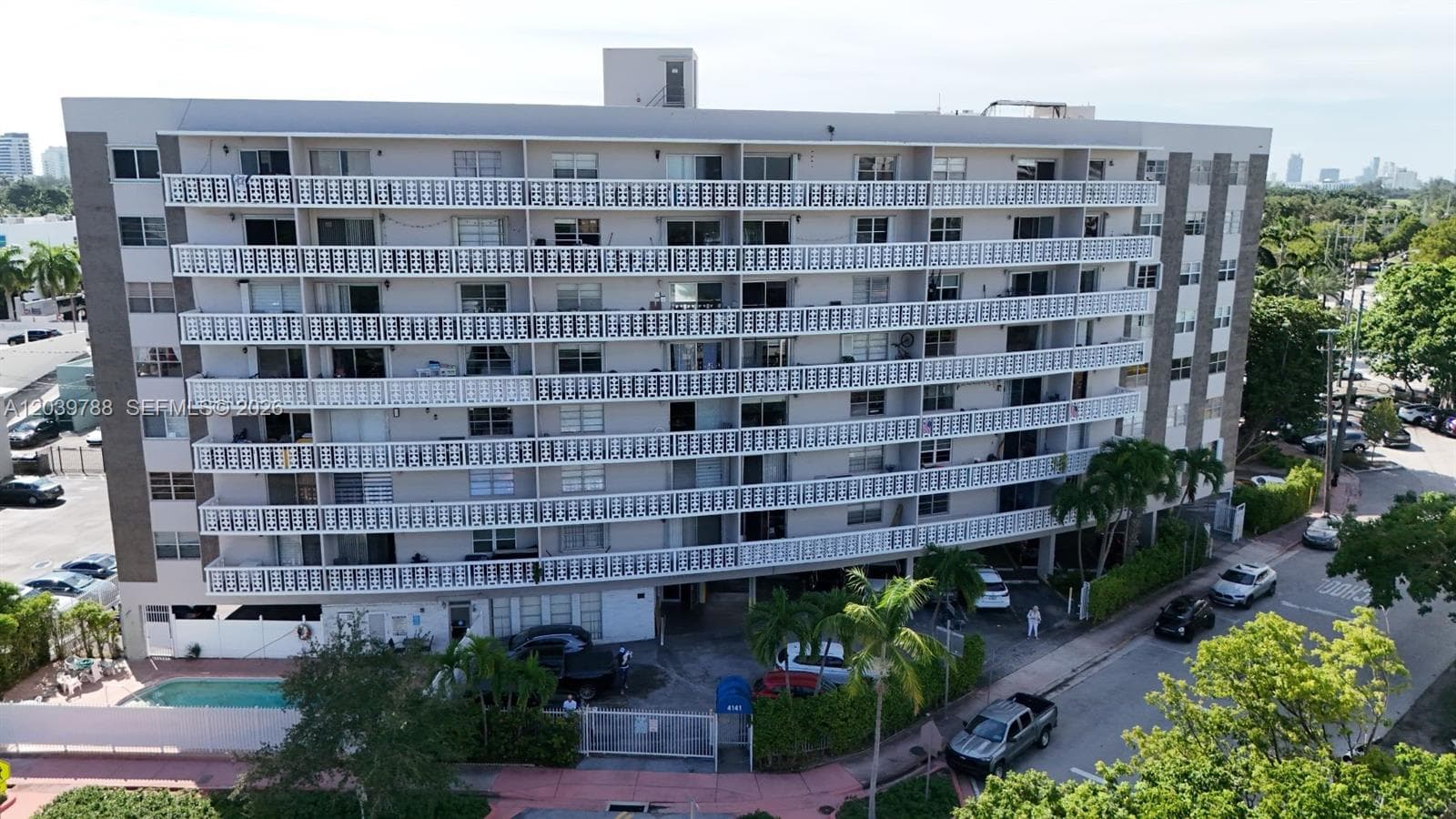 Excelsior Condominium · #7E in Miami Beach - Photo 18