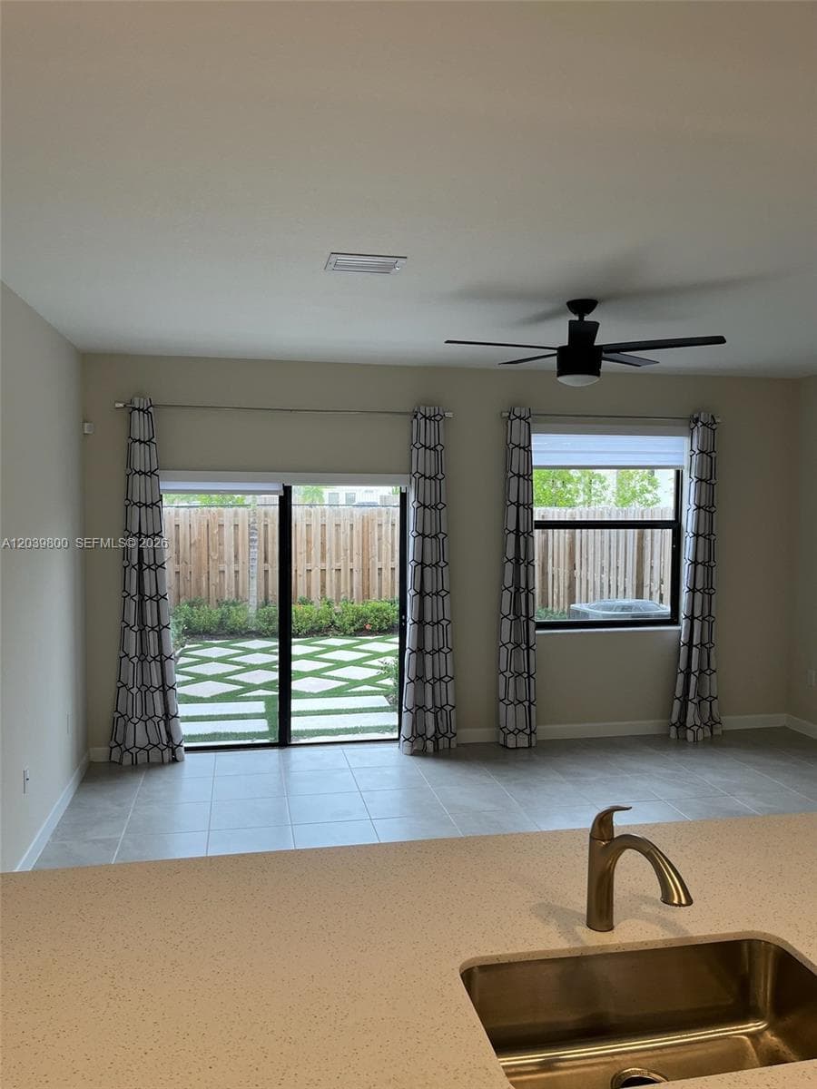 11889 SW 245th Ter photo 14