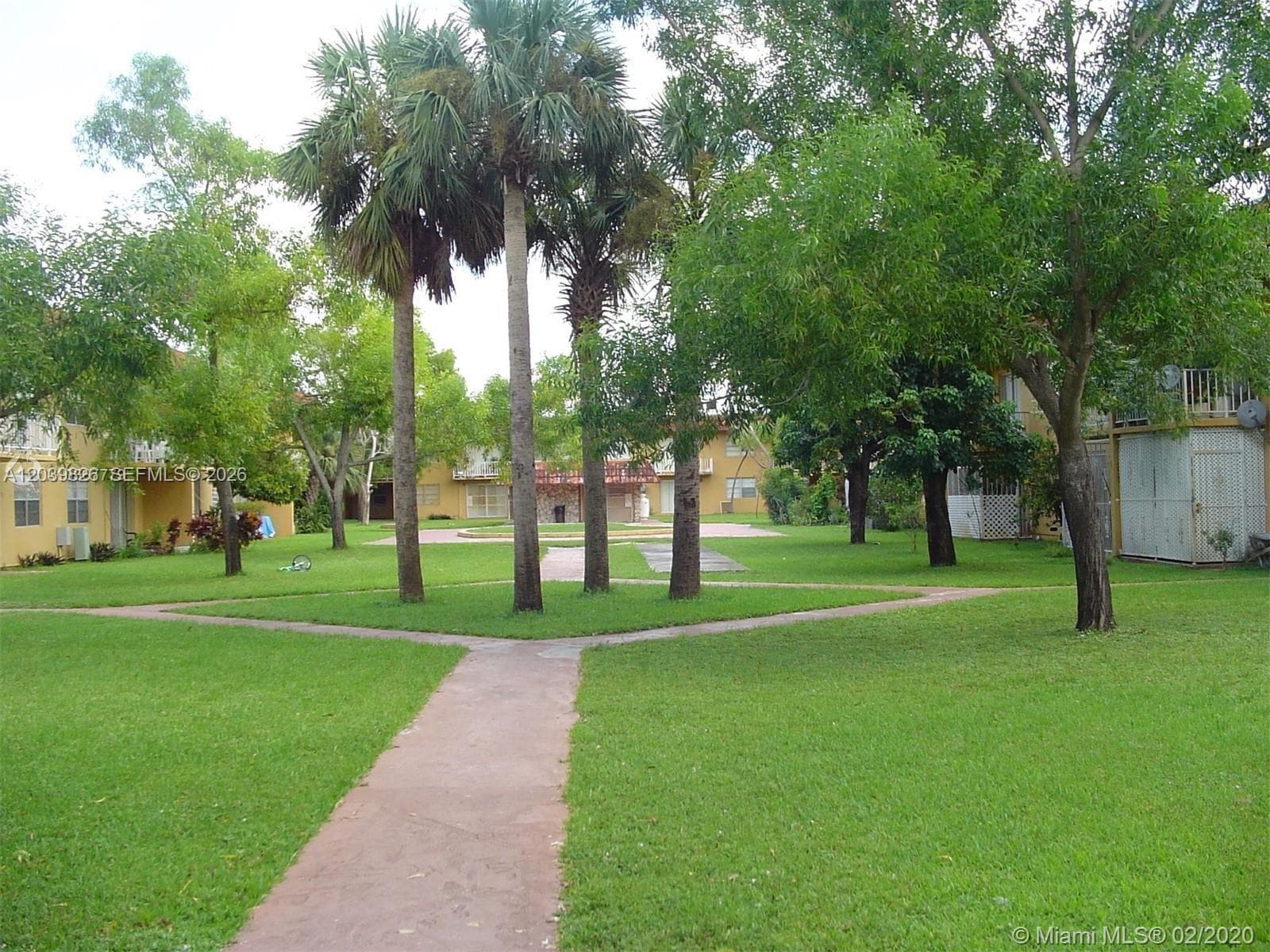 NEW WORLD CONDO APTS IV · #103 in Miami Gardens - Photo 26