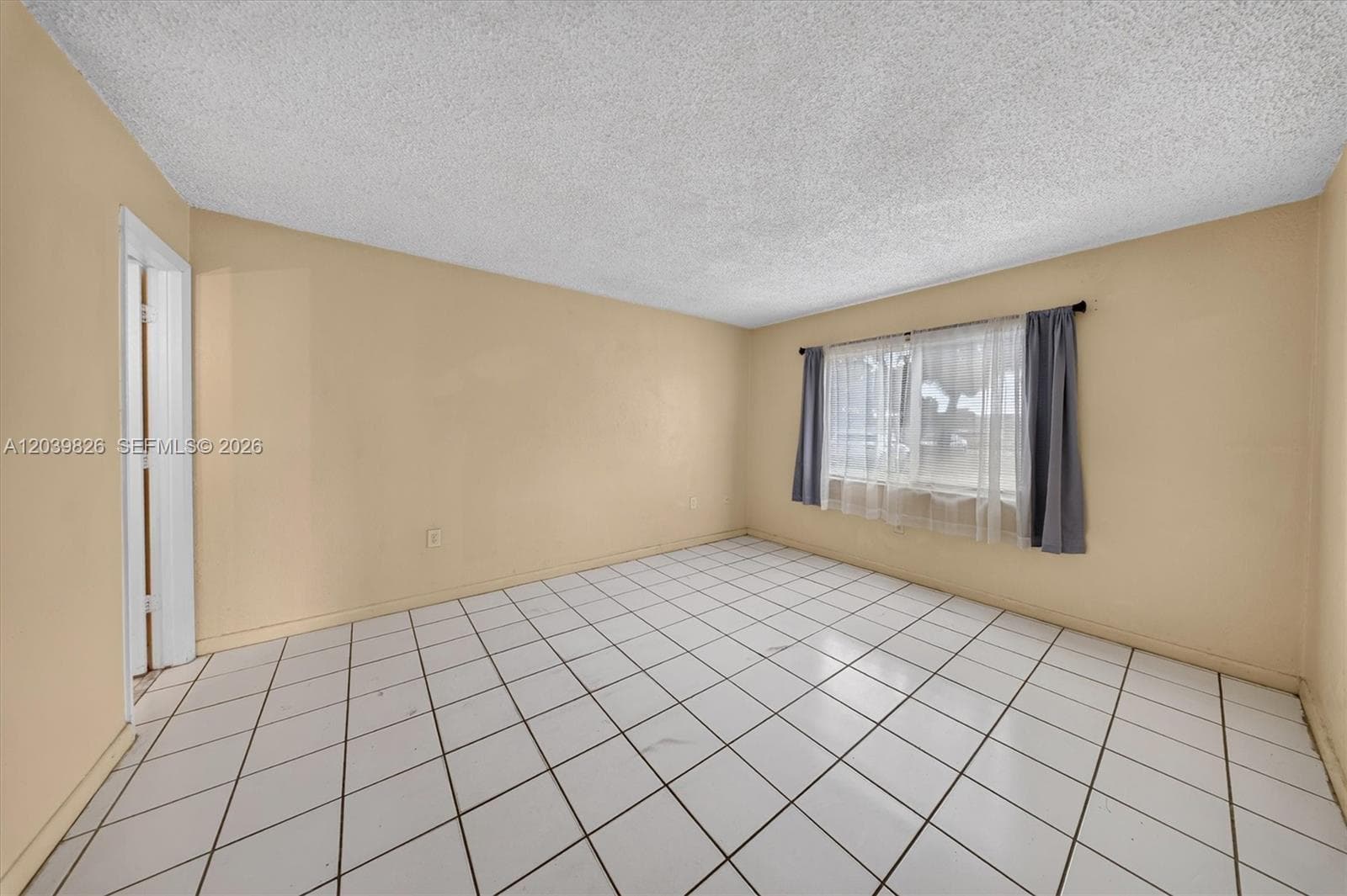 NEW WORLD CONDO APTS IV · #103 in Miami Gardens - Photo 9