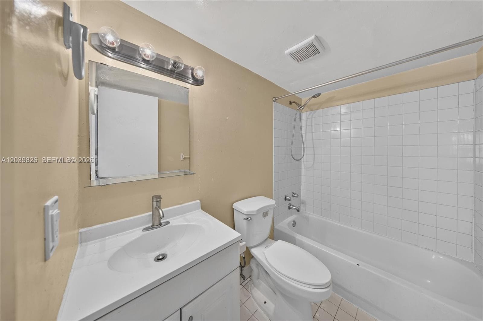 NEW WORLD CONDO APTS IV · #103 in Miami Gardens - Photo 15