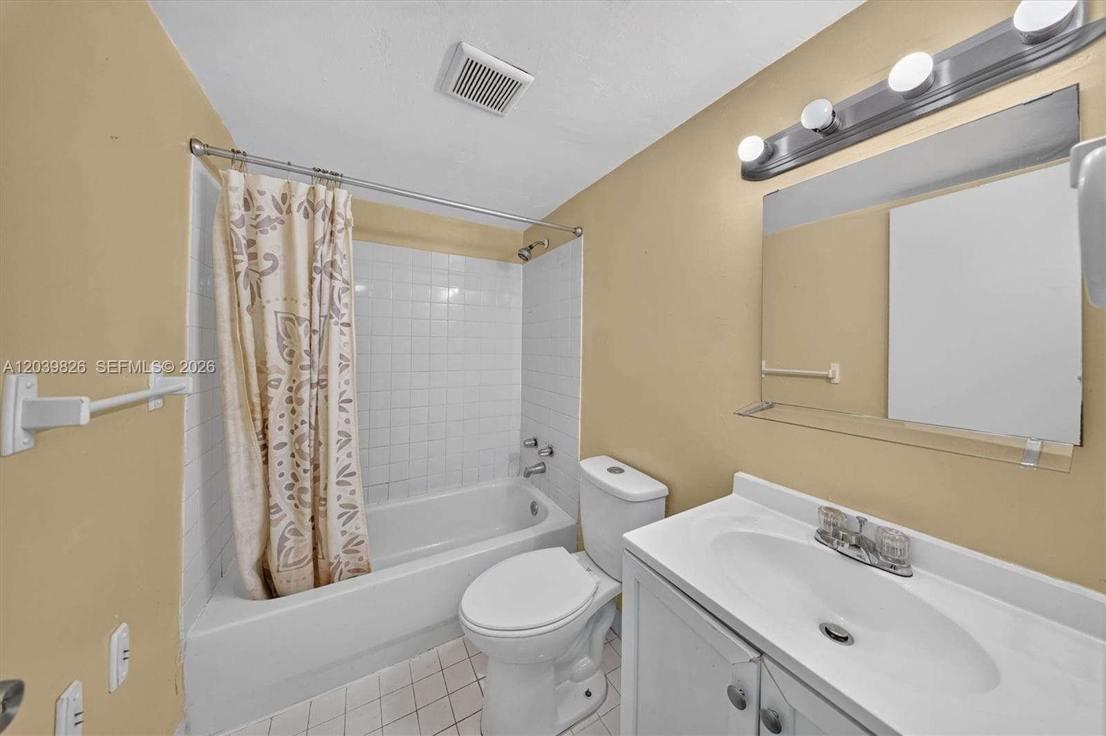 NEW WORLD CONDO APTS IV · #103 in Miami Gardens - Photo 11