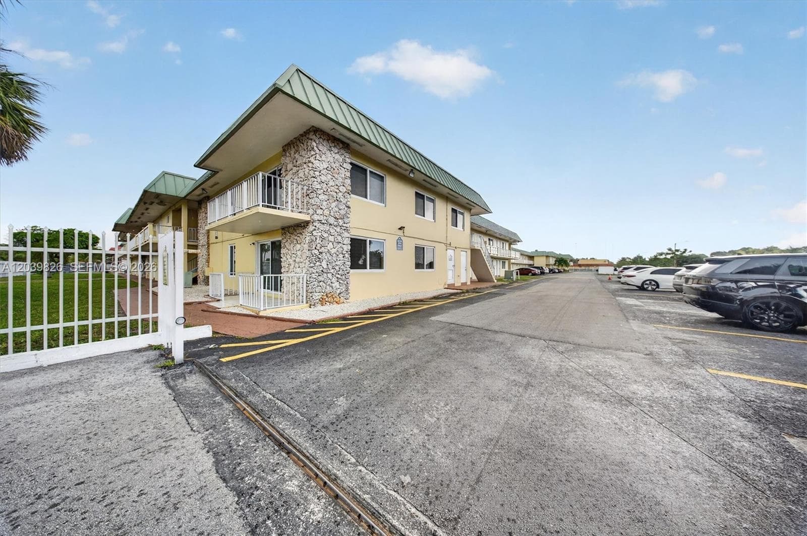 NEW WORLD CONDO APTS IV · #103 in Miami Gardens - Photo 19