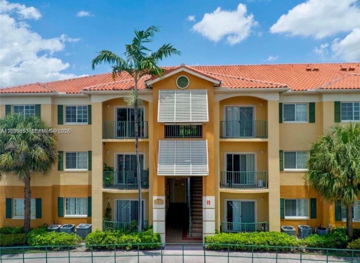 PALM GARDENS AT DORAL CON · #103 in Doral - Photo 1