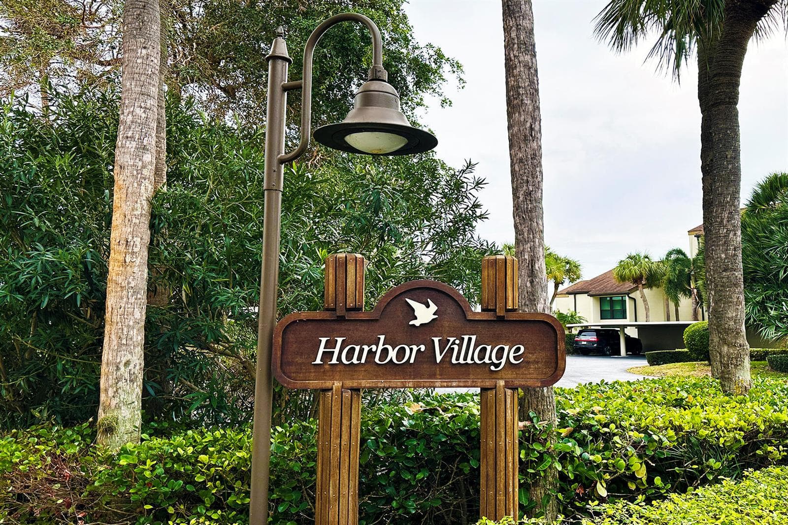 Harbor Village Sign