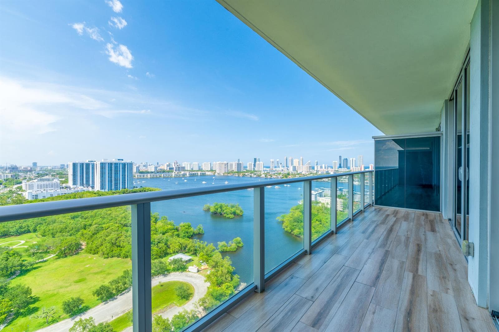 20260615 - 16385 Biscayne Blvd 2502 - MR