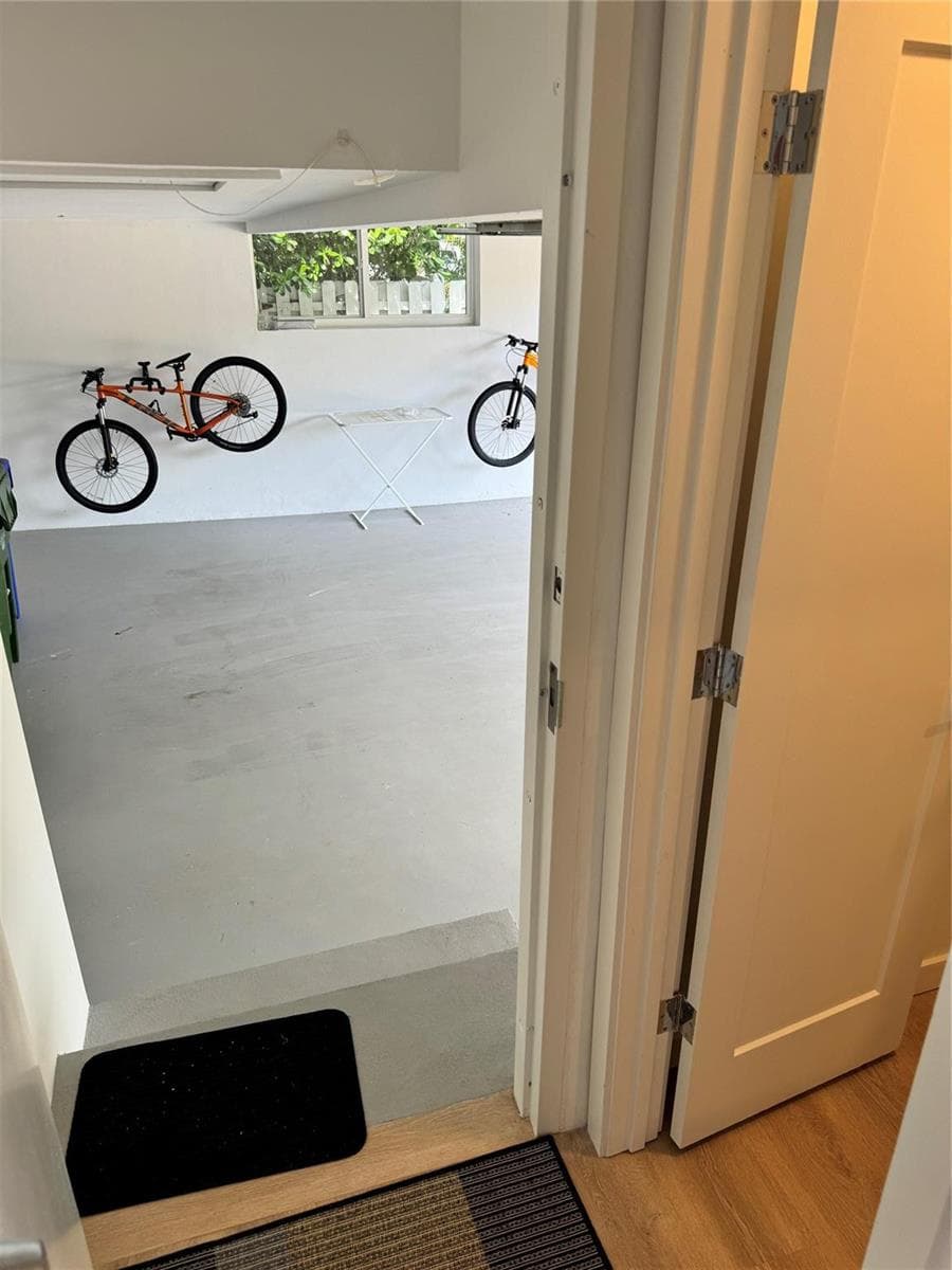 Direct access from garage ...