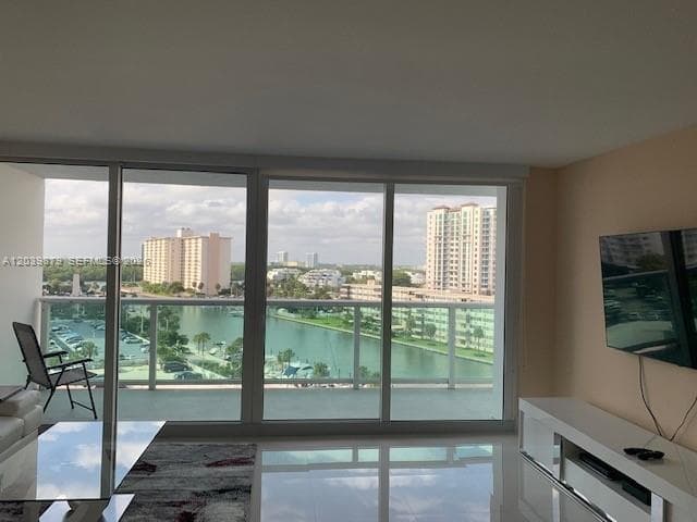 ARLEN HOUSE EAST CONDO · #904 in Sunny Isles Beach - Photo 2