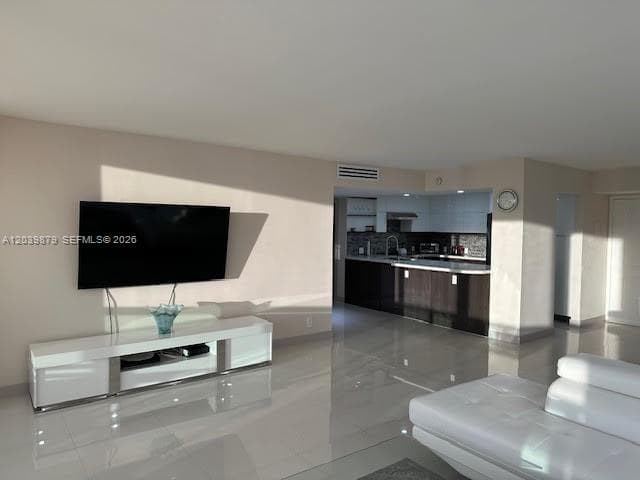ARLEN HOUSE EAST CONDO · #904 in Sunny Isles Beach - Photo 3