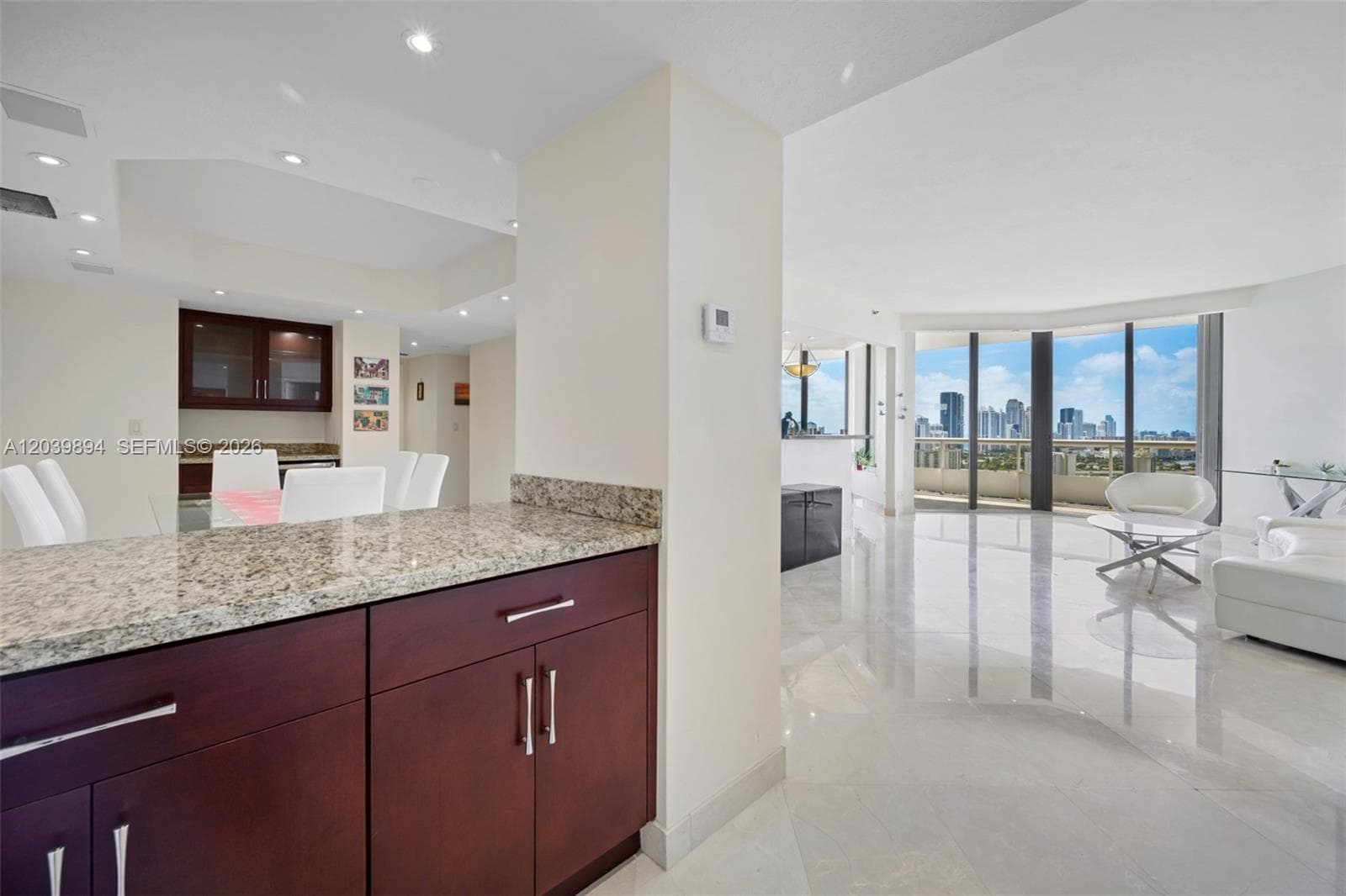 TERRACES NORTH TURNBERRY · #TS8 in Aventura - Photo 6